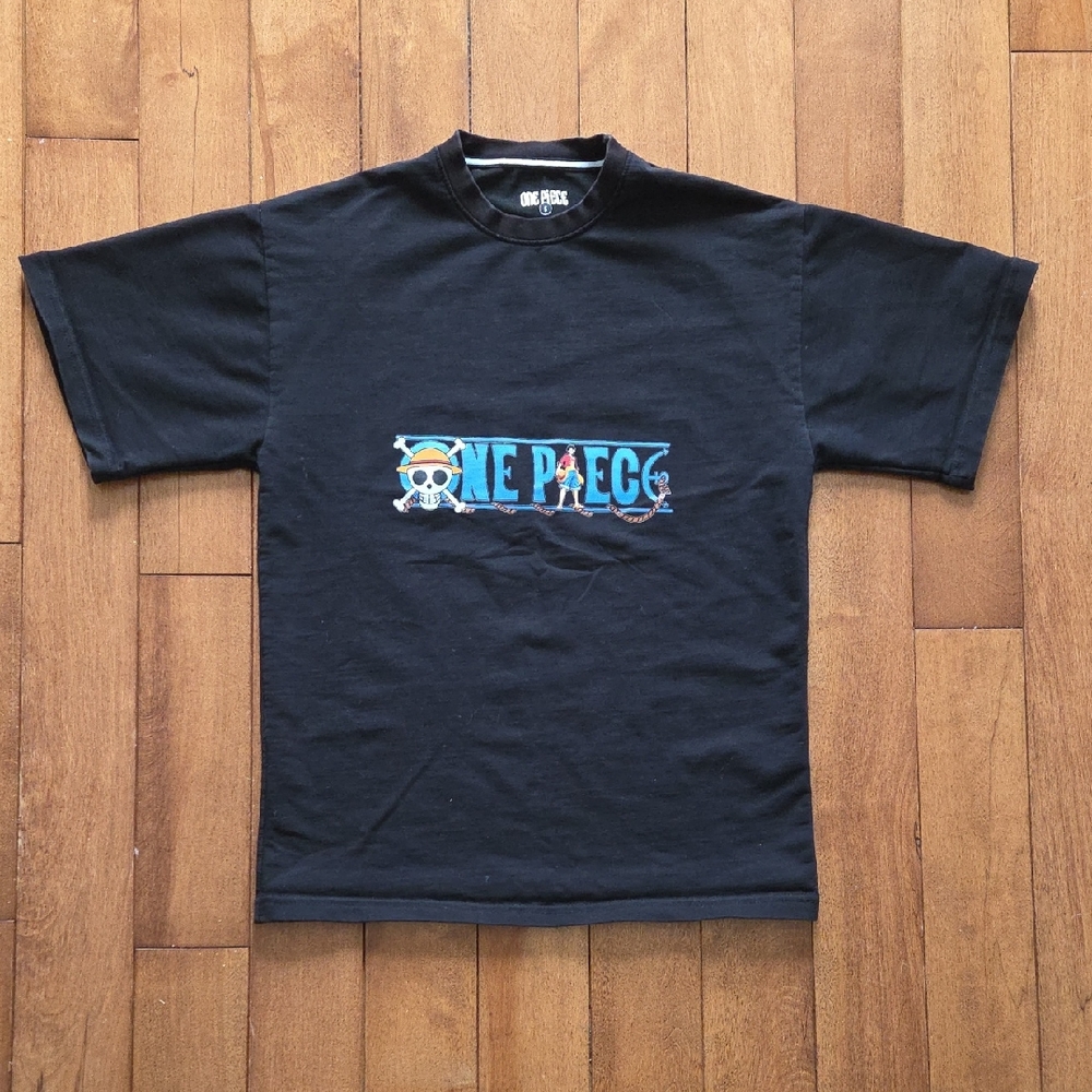 One Piece Black Graphic T-Shirt Size S
